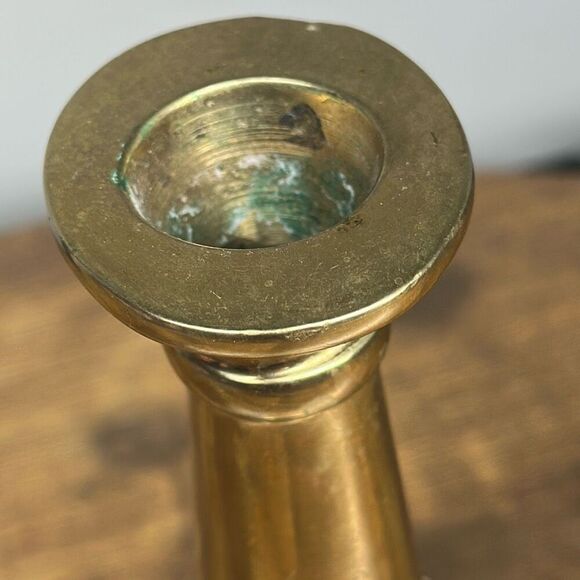 Virginia Metalcrafters Colonial Williamsburg CW 16-20 Raleigh Solid Brass Candle - Picture 7 of 10